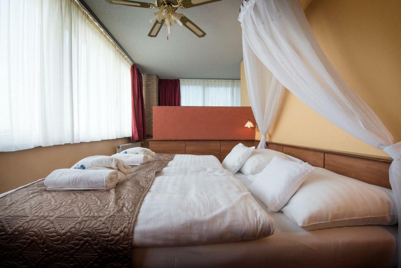 Hotel Therma Dunaszerdahely Kültér fotó
